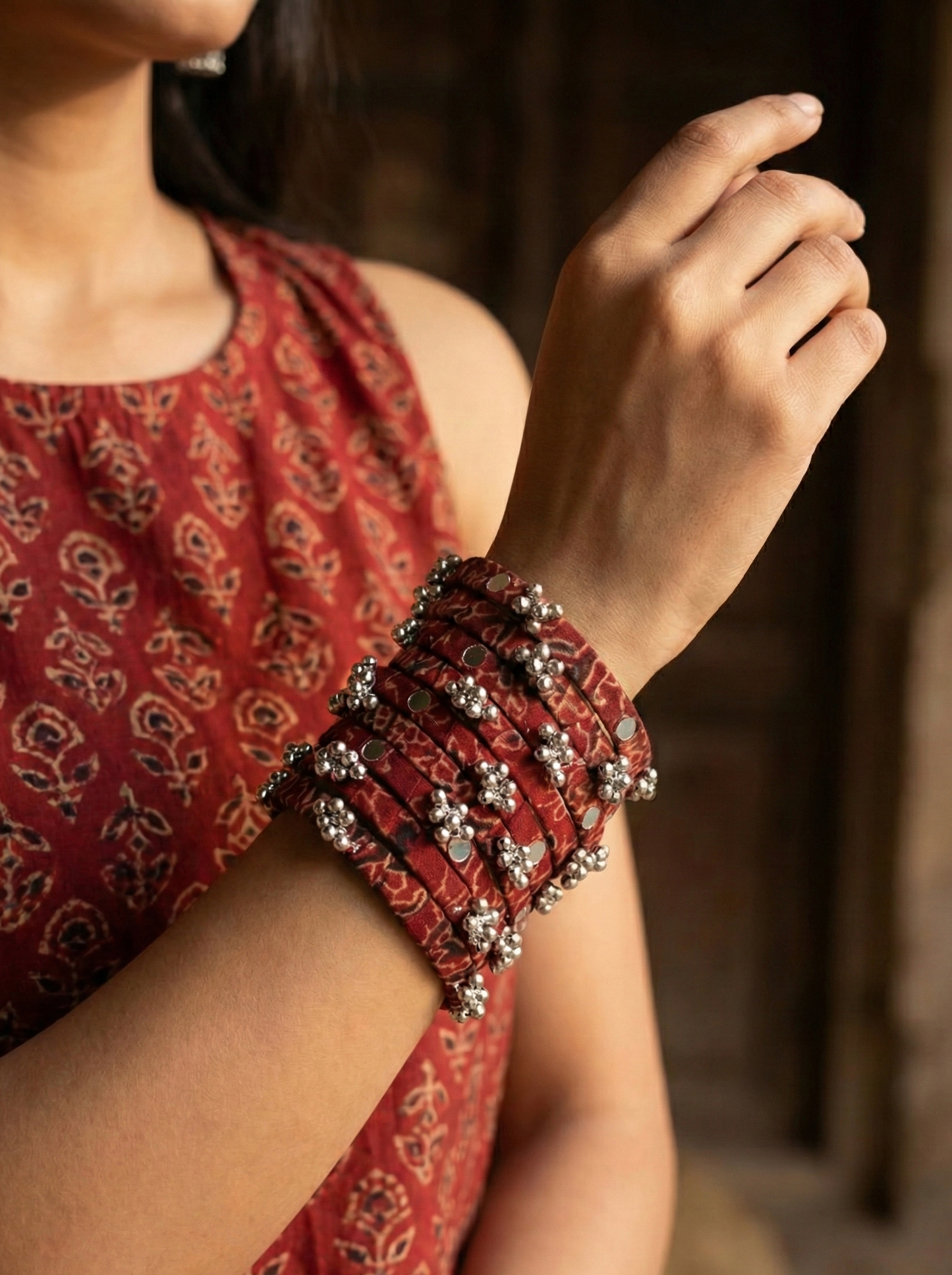 Set of 8 Bangles | Traditional Pakistani Festive Bangles hub-26-107