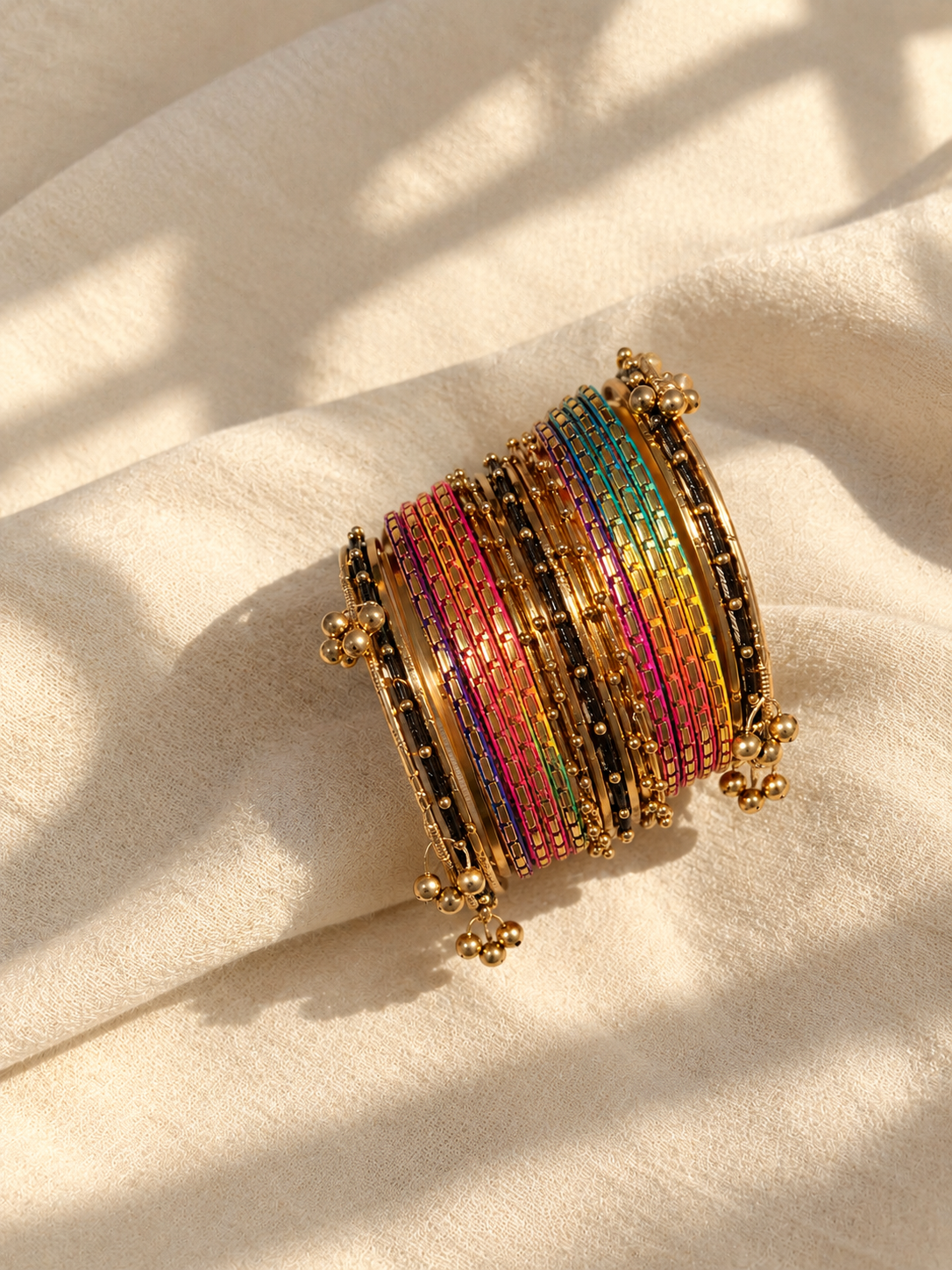 Metal multi color bangles