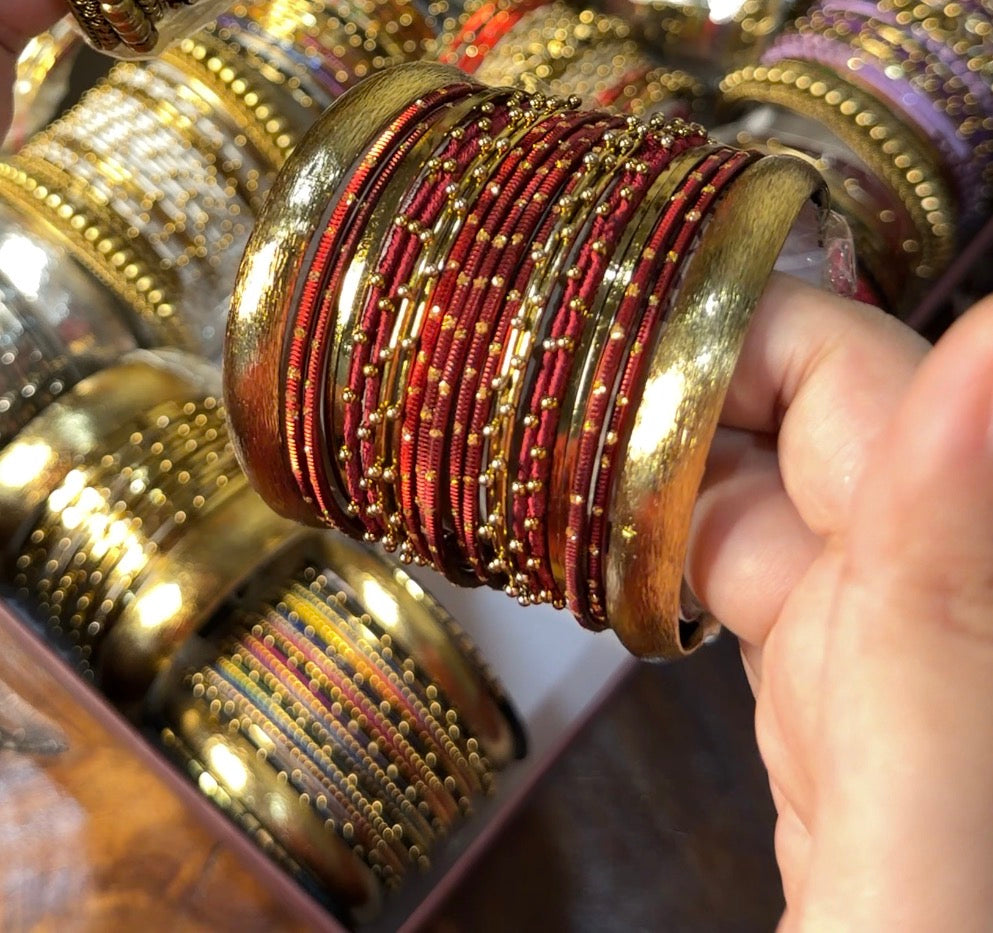 Metal maroon copper