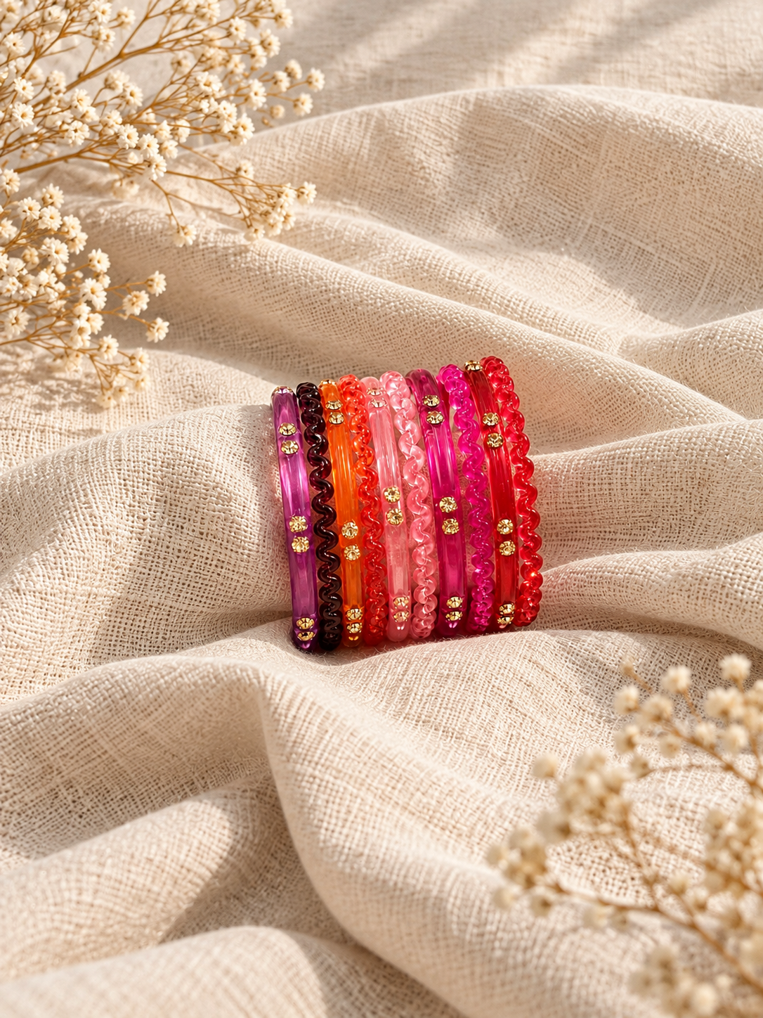 Pack of 2 reds and blues glass bangles