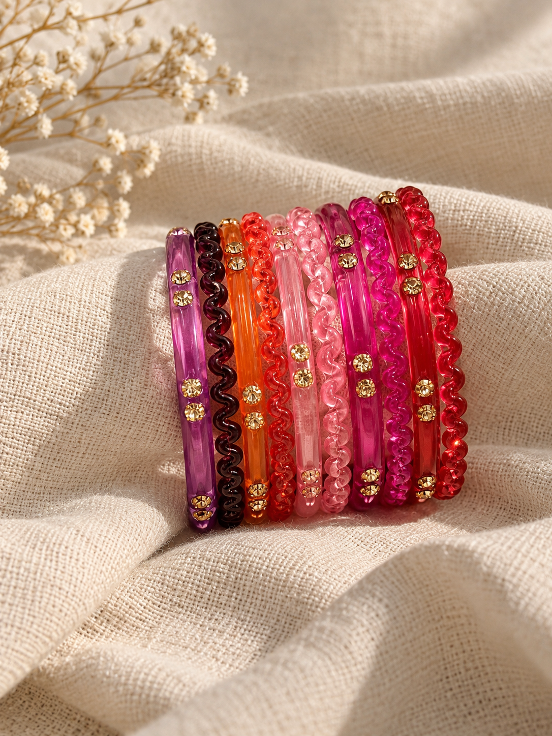 Pack of 2 reds and blues glass bangles