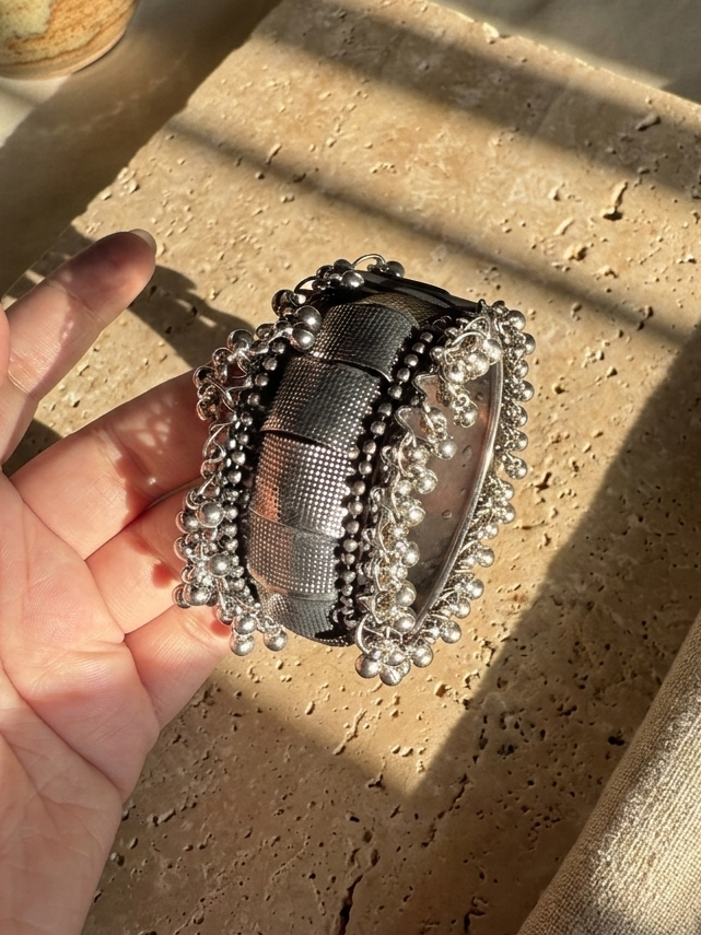 Oxidized Silver Bangle with Ghungroo | Antique Pakistani Jewelry hhb-26-