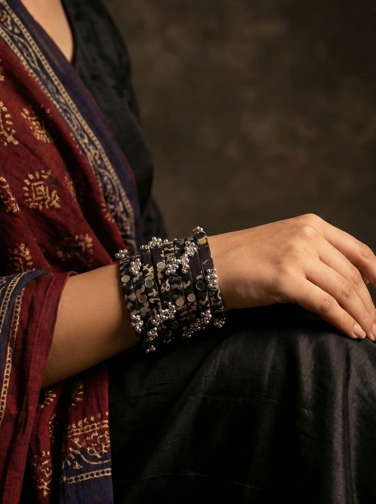 Set of 8 Bangles | Classic Pakistani Ethnic Bangles hub-26-106