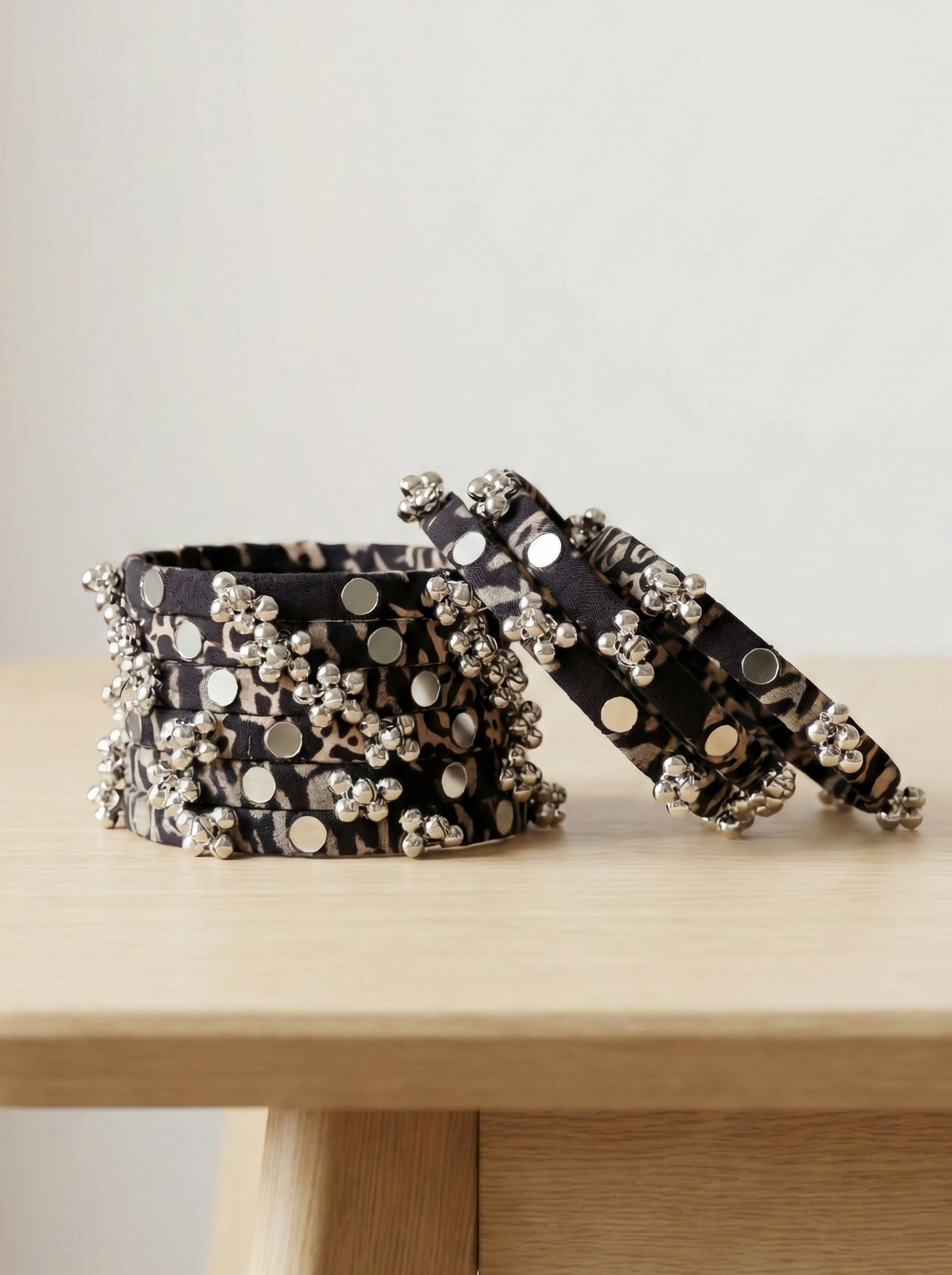 Set of 8 Bangles | Classic Pakistani Ethnic Bangles hub-26-106