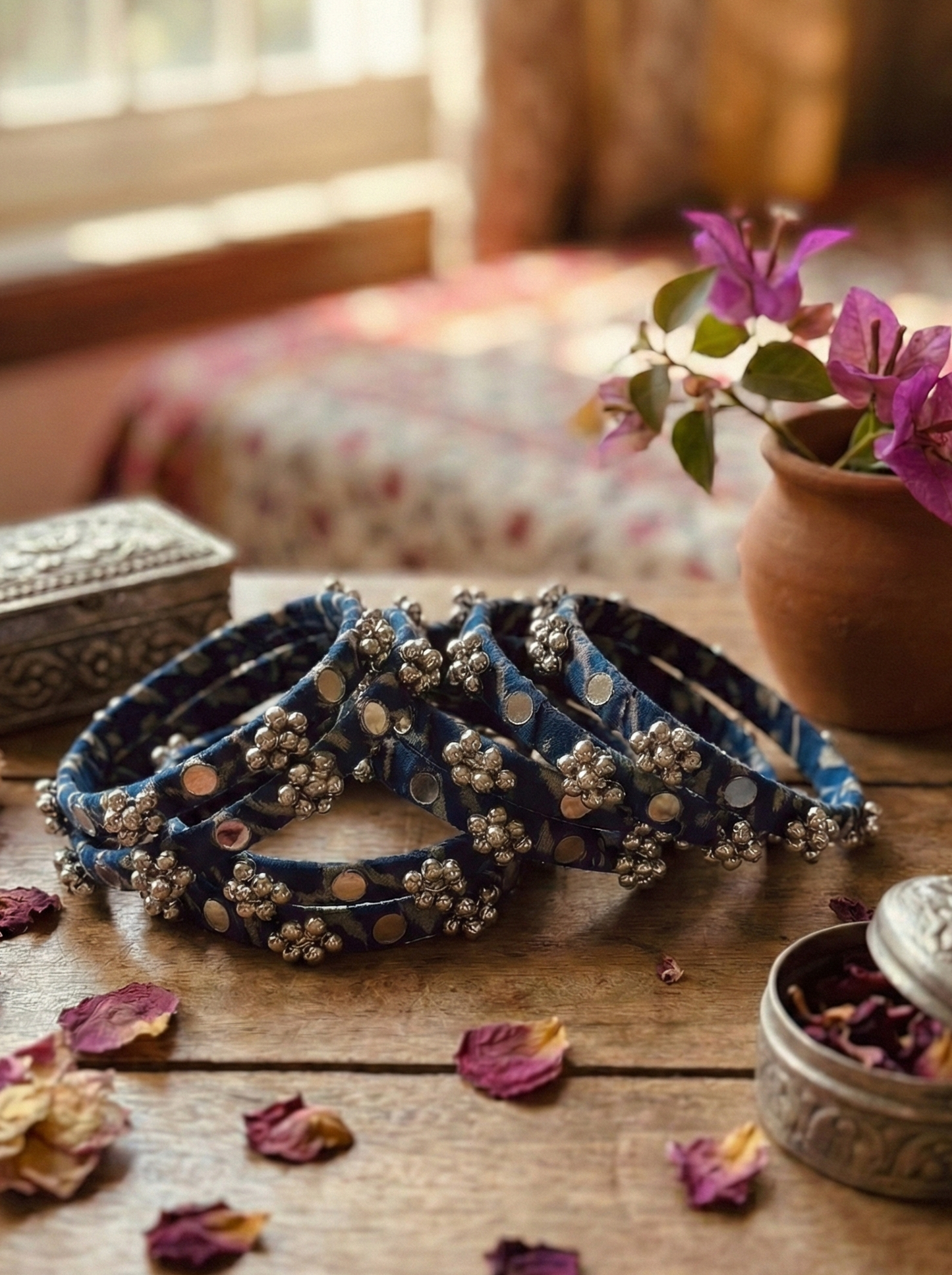 Set of 8 Bangles | Traditional Pakistani Bangles Pack hub-26-105