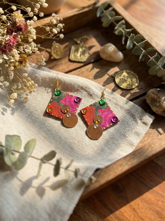 Graceful Embellished Earrings – HHE-26-82