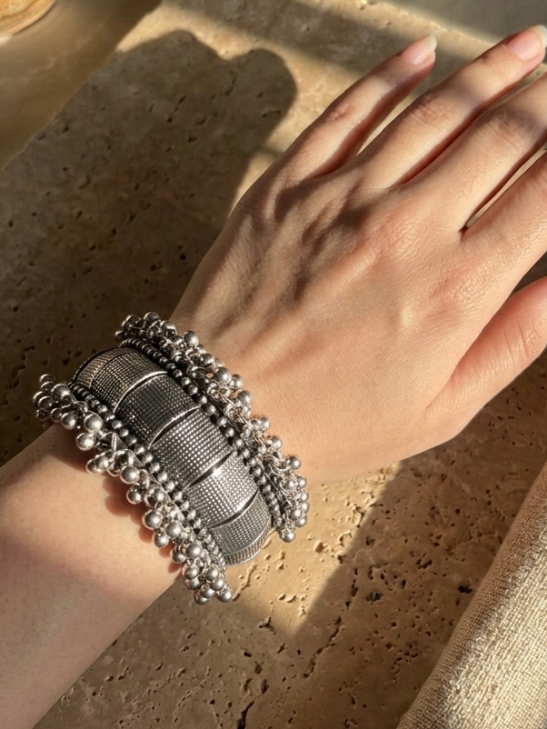 Oxidized Silver Bangle with Ghungroo | Antique Pakistani Jewelry hhb-26-