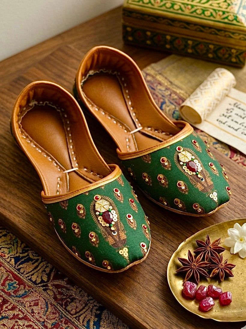 Green nawabi khussa hhk-26-603