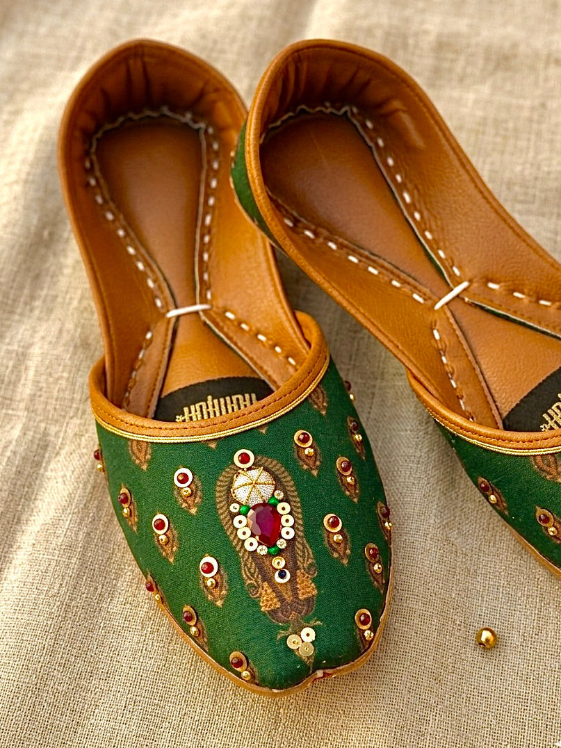 Green nawabi khussa hhk-26-603